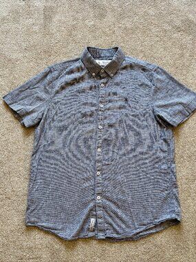 Men's Penguin Short Sleeve Button Down Shirt - Medium